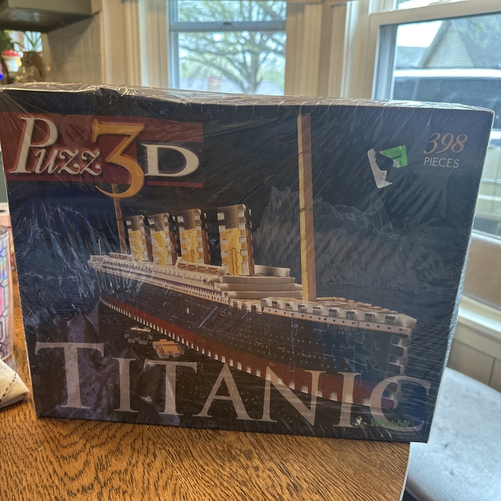 Vintage 1997 Puzz 3D Puzzle RMS Titanic Ship 398 Foam Pieces New Factory Sealed!